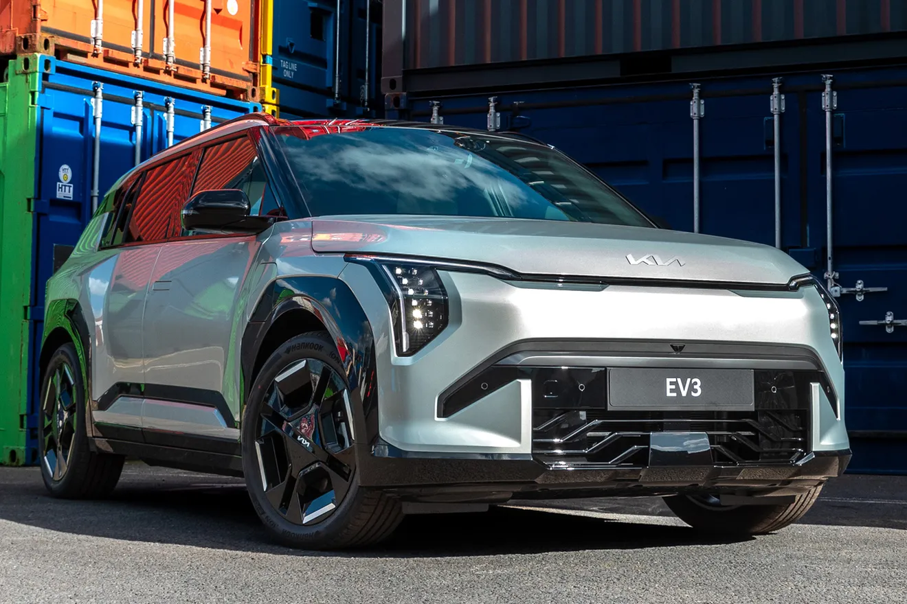 El nuevo KIA EV3 ya tiene precios en Holanda, el SUV eléctrico con hasta 600 km de autonomía que pone en jaque al Volvo EX30