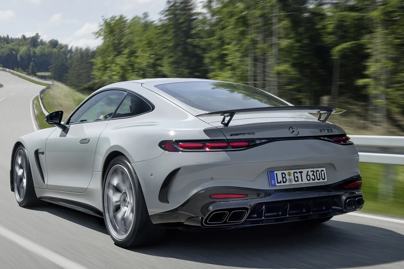 Mercedes-AMG GT Coupé Pro 2025