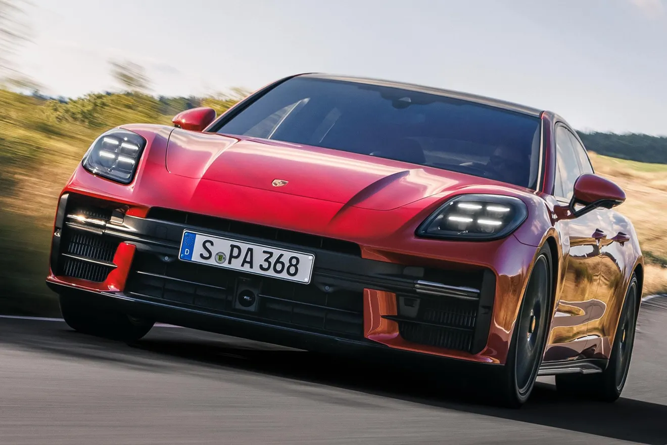 Porsche lanza los poderosos Panamera GTS y Turbo S E-Hybrid, la berlina alemana es el súmmum de la deportividad con casi 800 CV