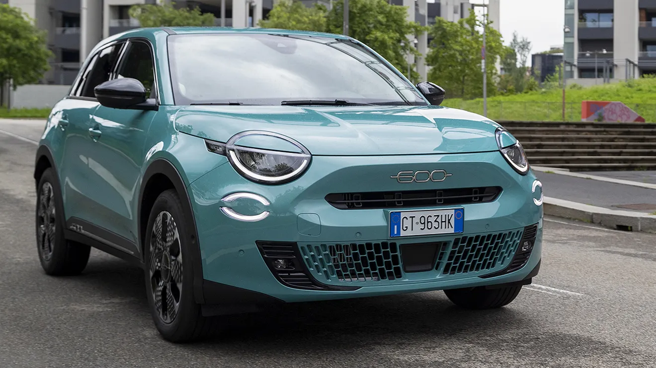 El FIAT 600 con etiqueta ECO es ahora más potente, la gama del SUV italiano se amplía con una nueva motorización