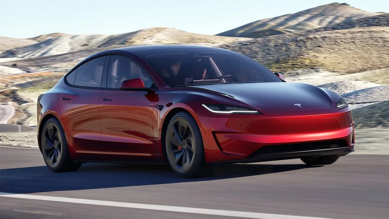 Italia - Junio 2024: El Tesla Model 3 da la sorpresa