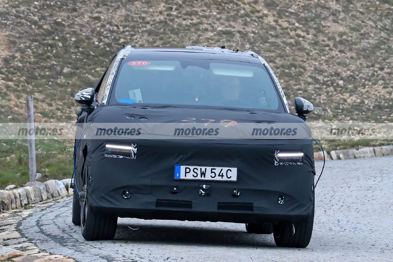 Zeekr prueba un nuevo SUV eléctrico en los Alpes y con 700 km de autonomía, un rival más barato para el Polestar 31