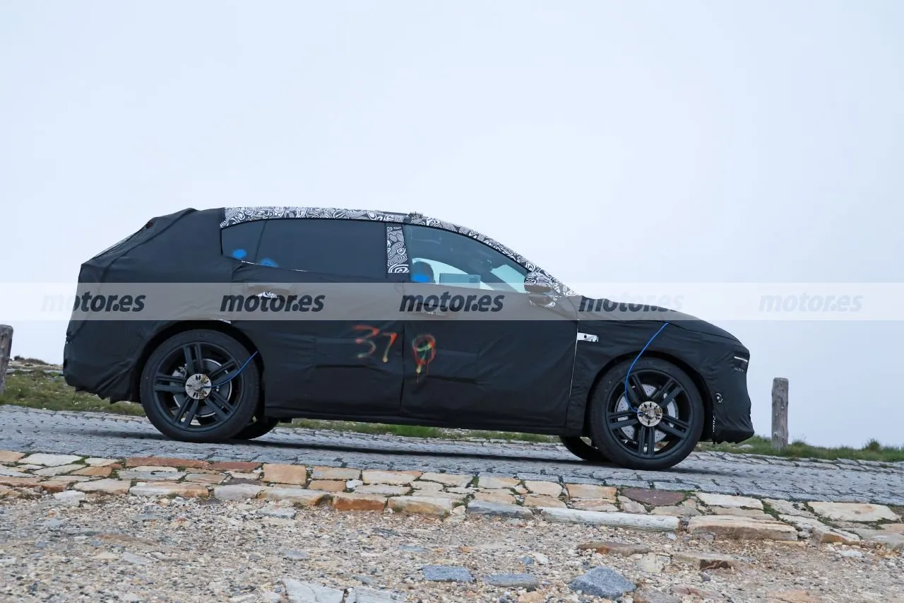 Zeekr prueba un nuevo SUV eléctrico en los Alpes y con 700 km de autonomía, un rival más barato para el Polestar 37