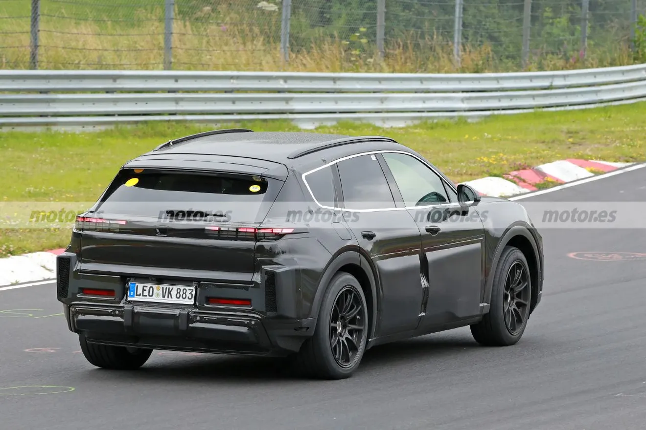 Fotos espía Porsche Cayenne Eléctrico 2027 en Nürburgring