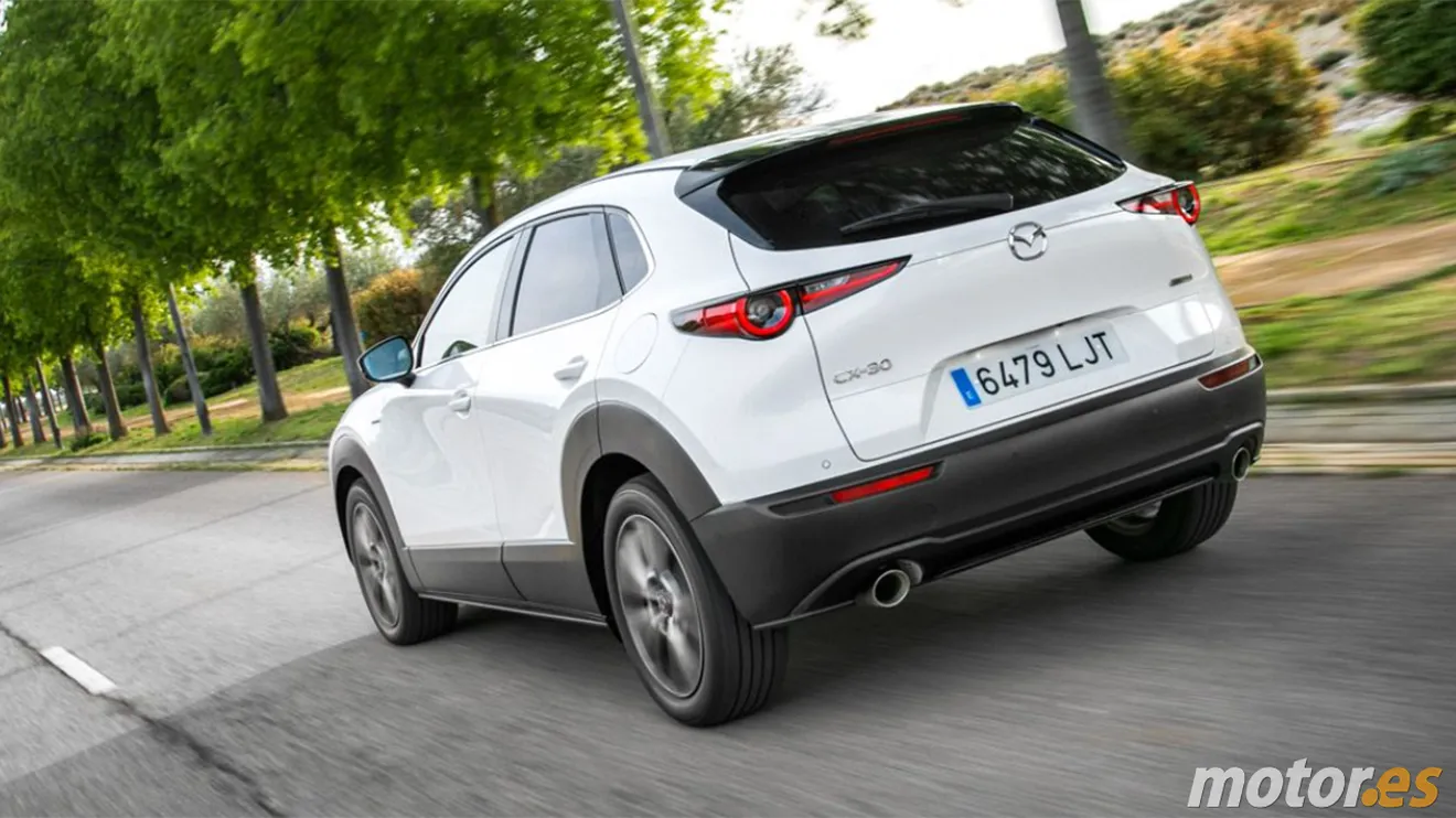 Mazda CX-30 - posterior