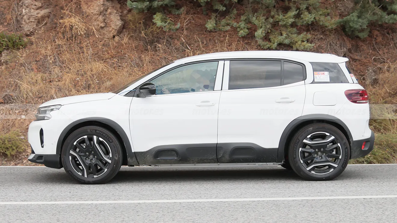 Citroën ë-C5 Aircross - foto espía