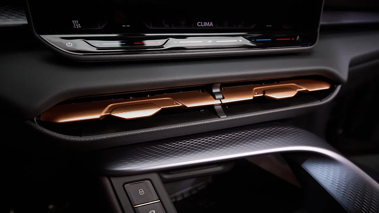 cupra-terramar-2025-2024103845-1725313523_9.jpg