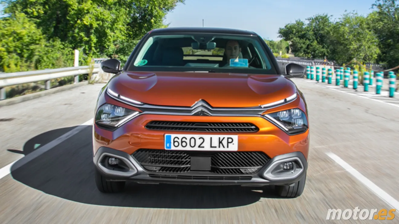 Citroën C4 - frontal