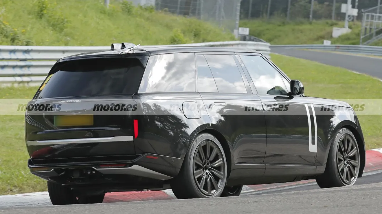 Fotos espía Range Rover Electric 2025 en Nürburgring