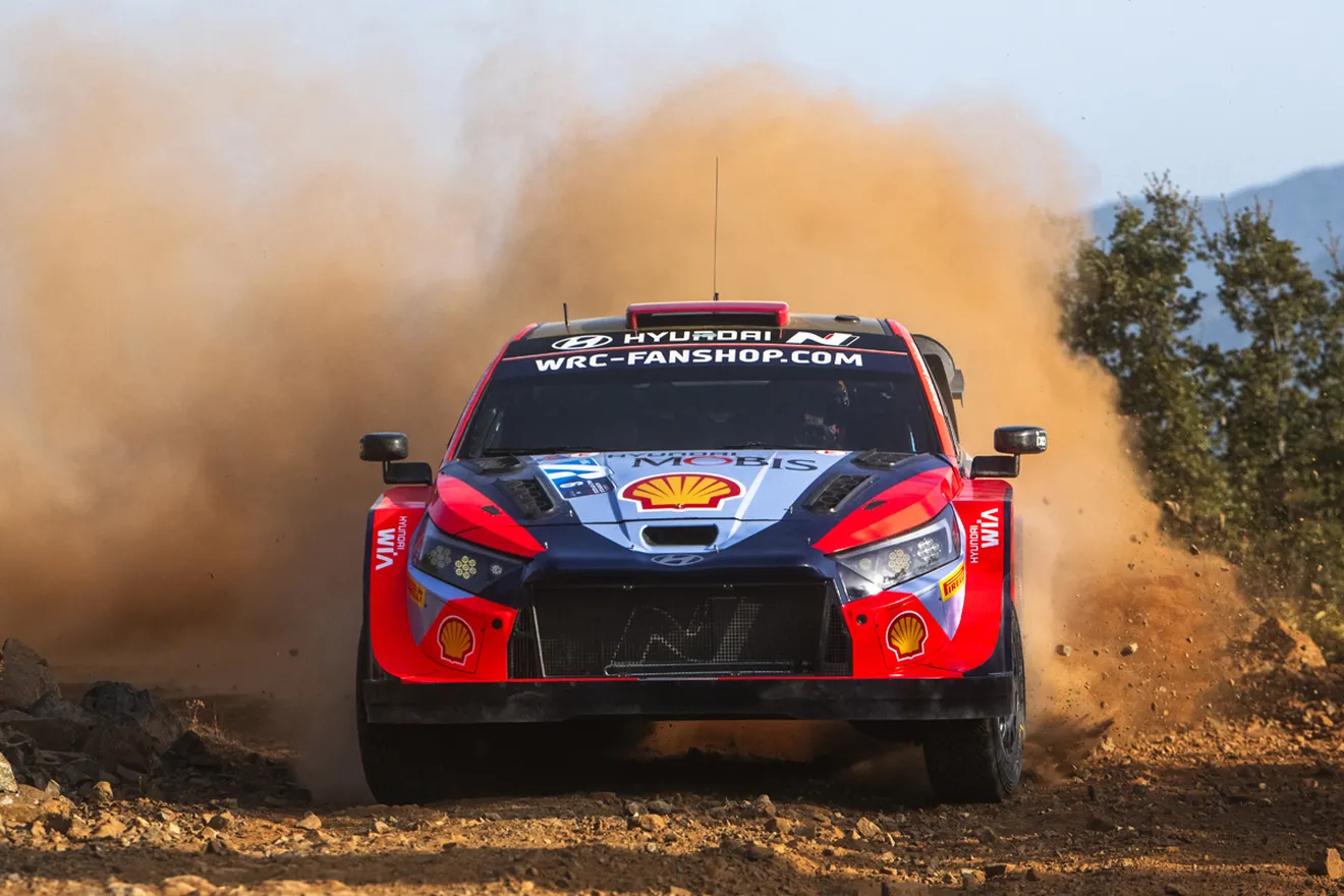 Thierry Neuville saca réditos del primer reparto de puntos del Acrópolis Rally