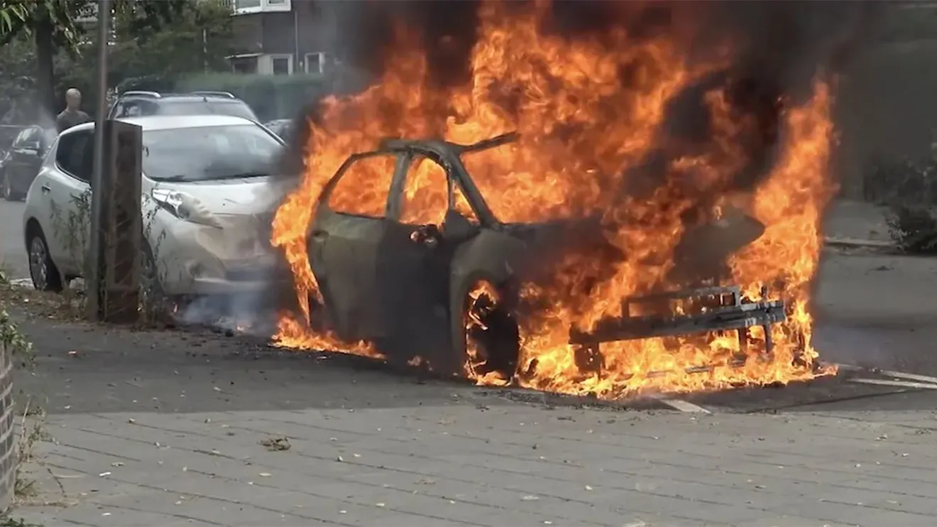 LG parece haber dado con la forma de evitar que las baterías de los coches eléctricos se incendien