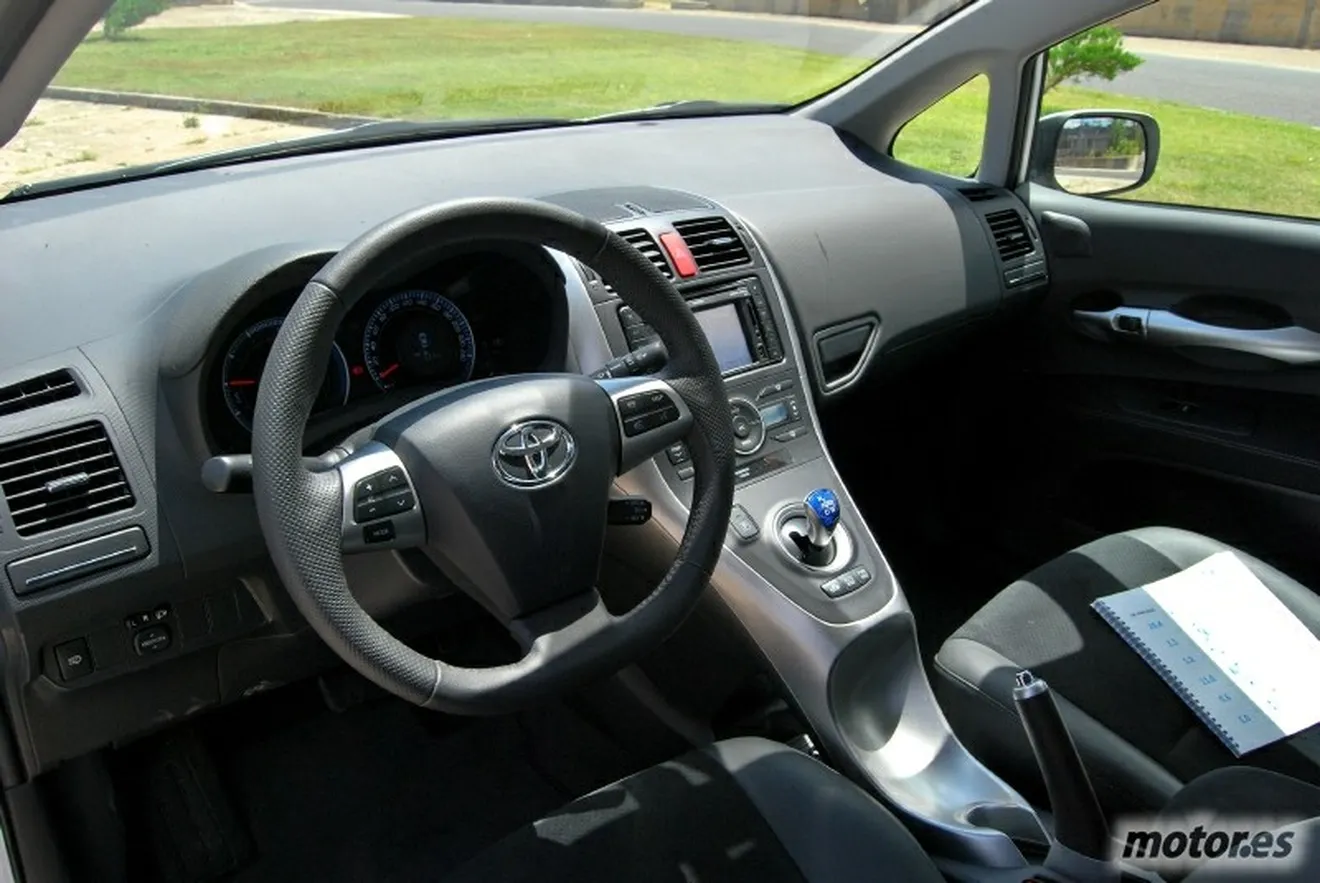 Toyota Auris hybrid