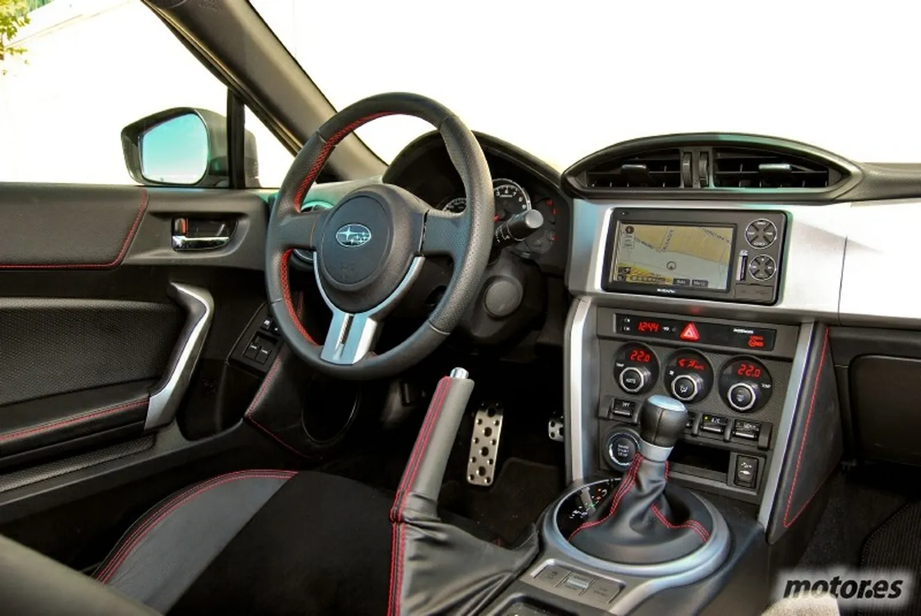 Subaru BRZ interior