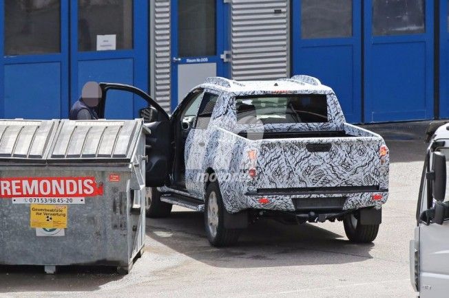 Mercedes-Benz Pick-up - foto espía