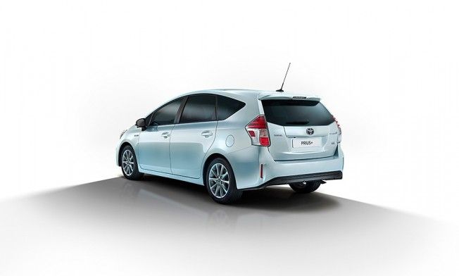 Toyota Prius+ 2016 - posterior