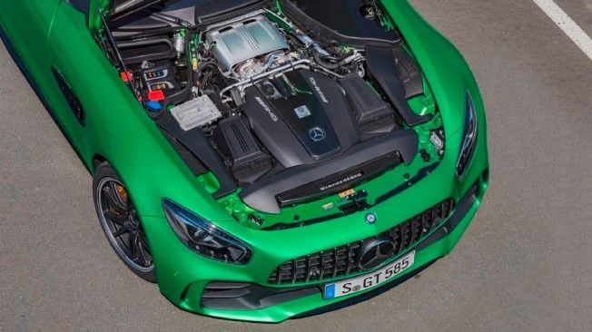 Mercedes-AMG GT R - motor