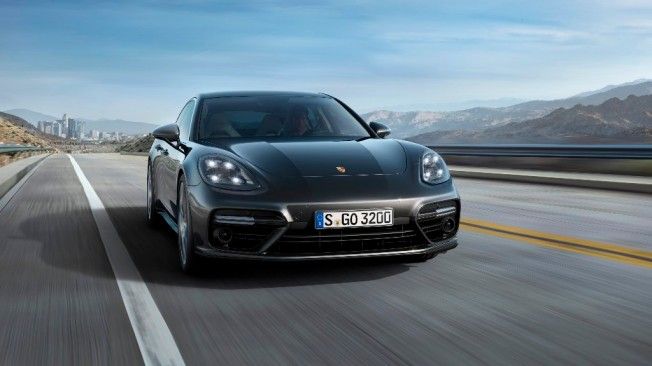 Porsche Panamera Turbo 2017