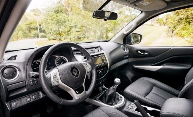 Renault Alaskan - interior