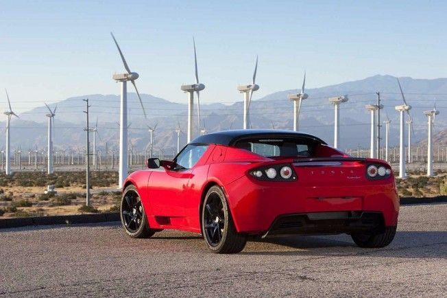 Tesla Roadster - posterior