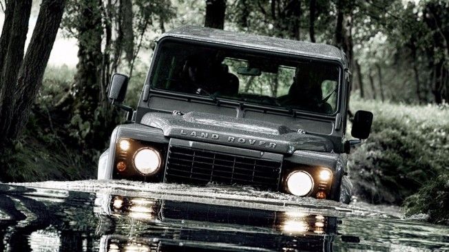 Land Rover Defender