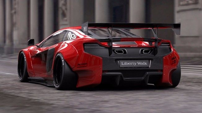 McLaren 650S modificado por Liberty Walk