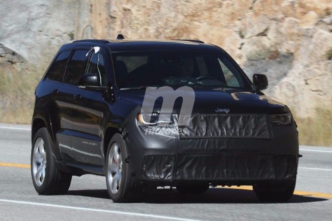 Jeep Grand Cherokee Trackhawk 2018 - foto espía