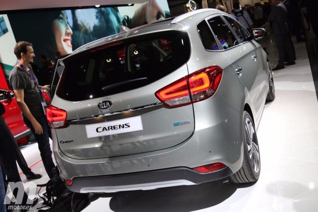 Kia Carens 2017