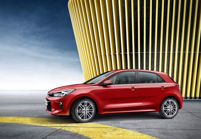 Kia Rio 2017 - lateral