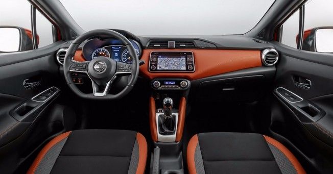 Nissan Micra 2017 - interior