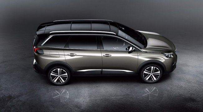 Peugeot 5008 2017 - lateral