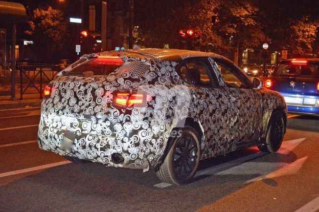 Alfa Romeo Stelvio - foto espía posterior