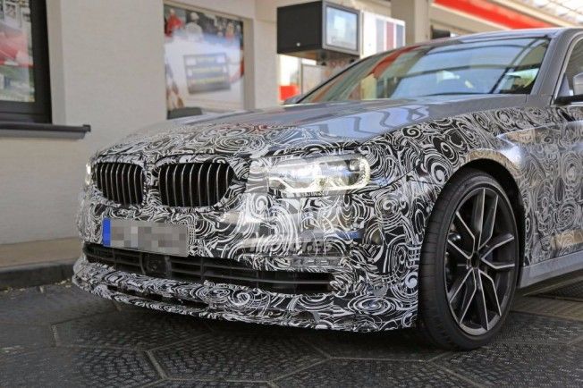 Alpina B5 2017 - foto espía frontal