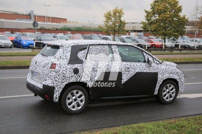 Citroën C3 Picasso 2017 - foto espía lateral