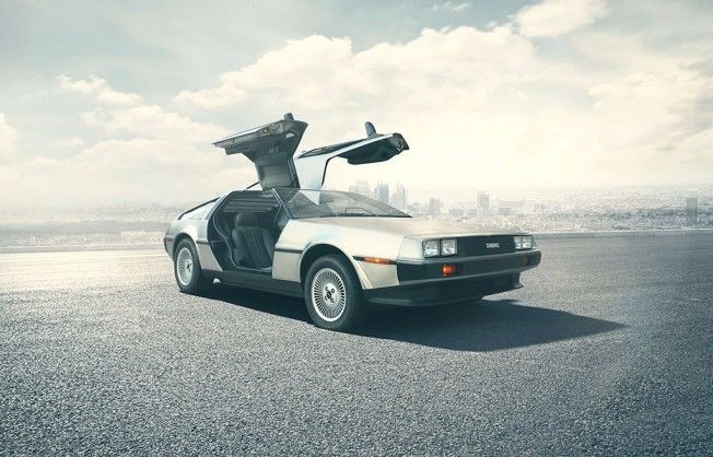 DeLorean DMC-12