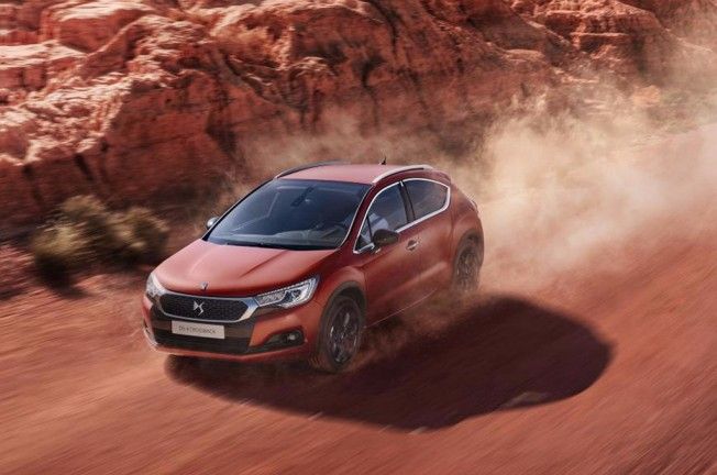 DS 4 Crossback Terre Rouge