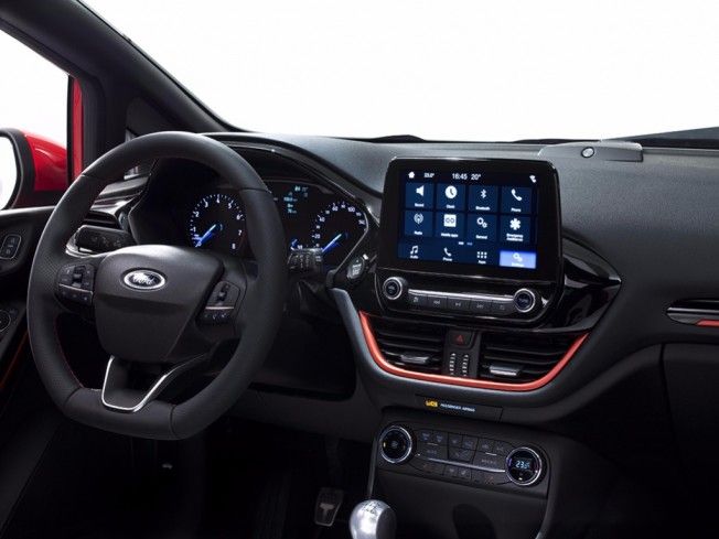 Ford Fiesta 2017 - interior