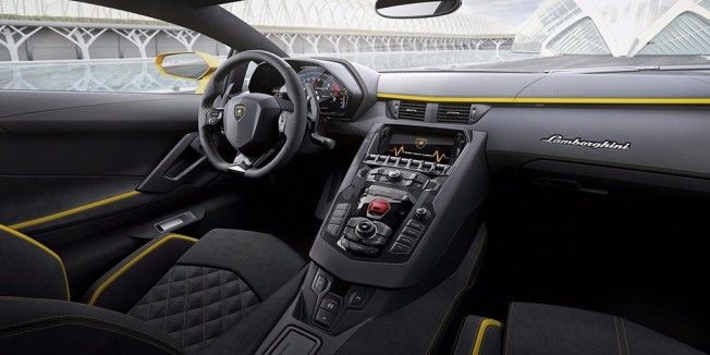 Lamborghini Aventador S - interior