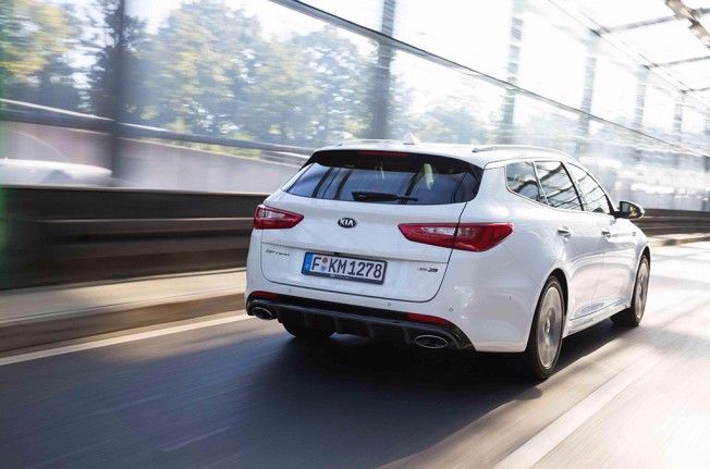 Kia Optima Sportswagon 2017 - posterior