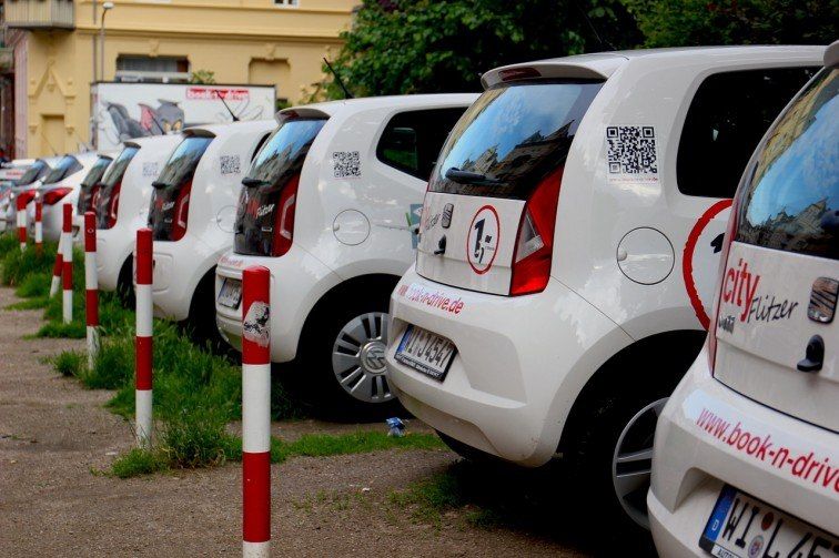 ¿Qué es el carsharing? Esto es lo que necesitas saber