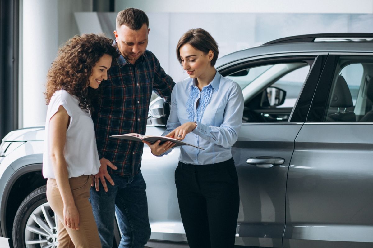 Qué es el precio franco fábrica y qué indica en una factura de coche