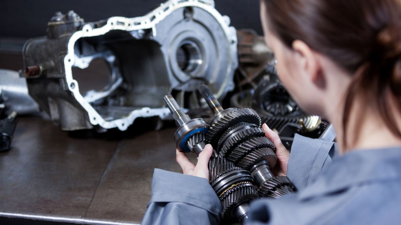 ¿Qué son el mecanizado y el CNC? Usos en los coches