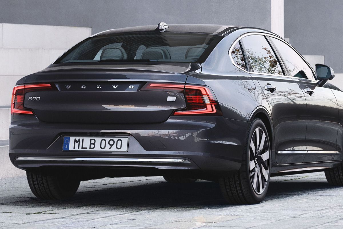 Volvo S90