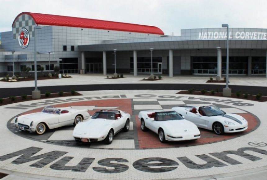 Chevrolet Corvette, 56 años no son nada