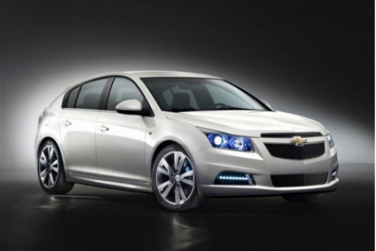 Chevrolet Cruze Hatchback fotos espia