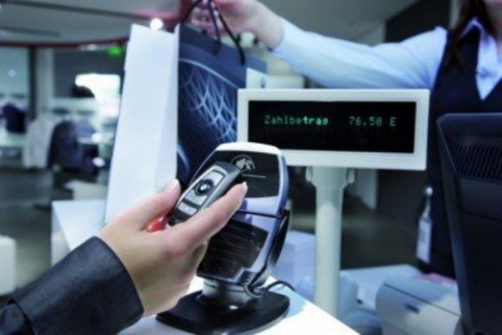 El futuro está en utilizar la llave del coche para pagar en los establecimientos