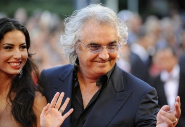 Flavio Briatore dice que no tiene prisa por volver