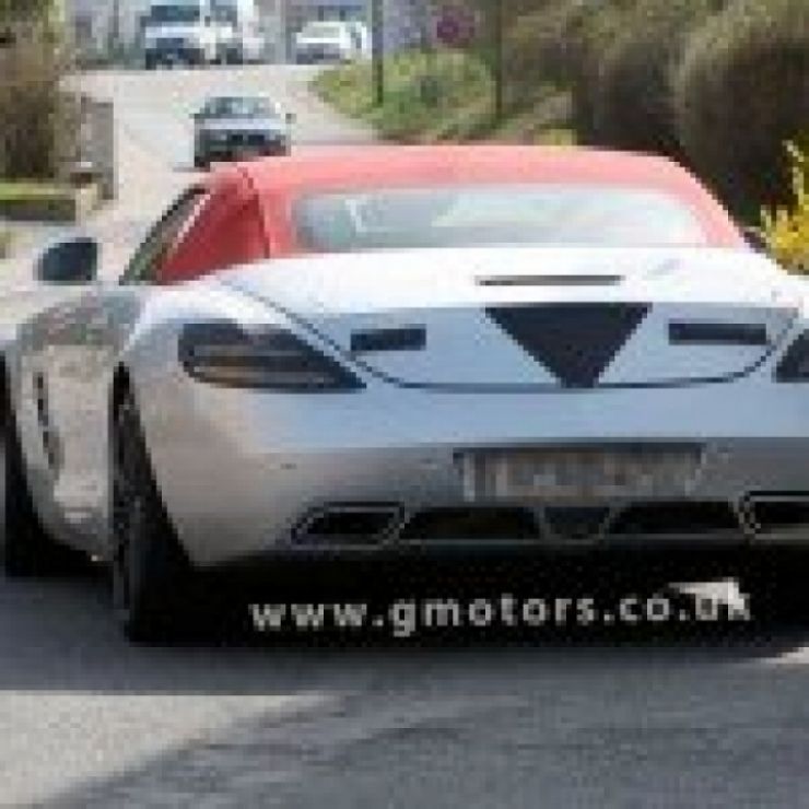 Fotos espía del Mercedes SLS AMG Roadster sin camuflaje