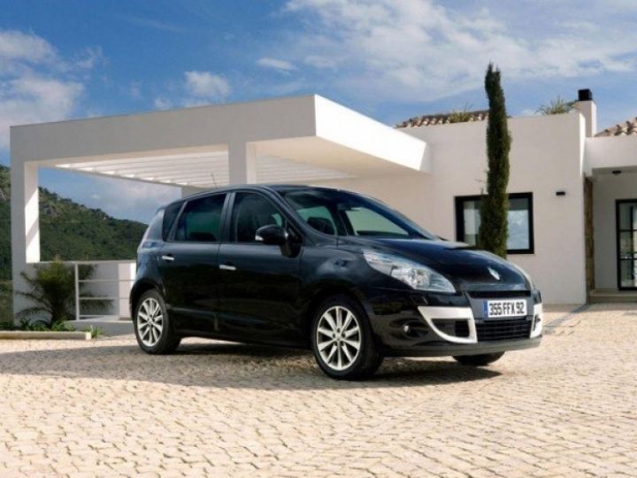 Los Scénic estrenan el nuevo motor Energy dCi 130 CV de Renault. De momento para Francia