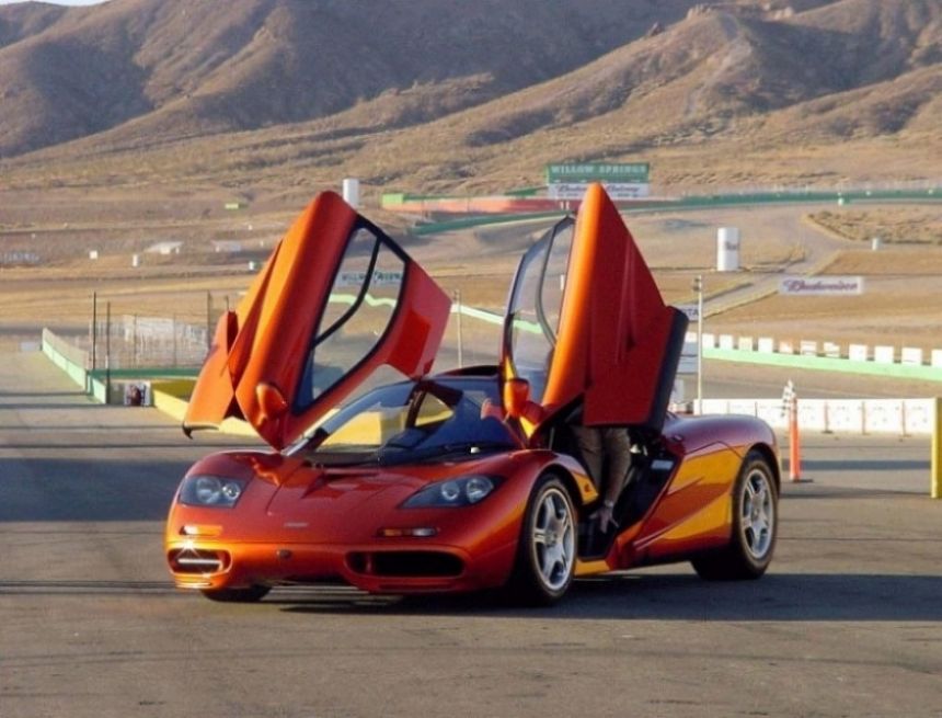 Mc Laren estaría diseñando súper coches híbridos