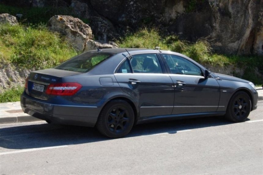 Mercedes-Benz E63 AMG Coupé de paso por Almería